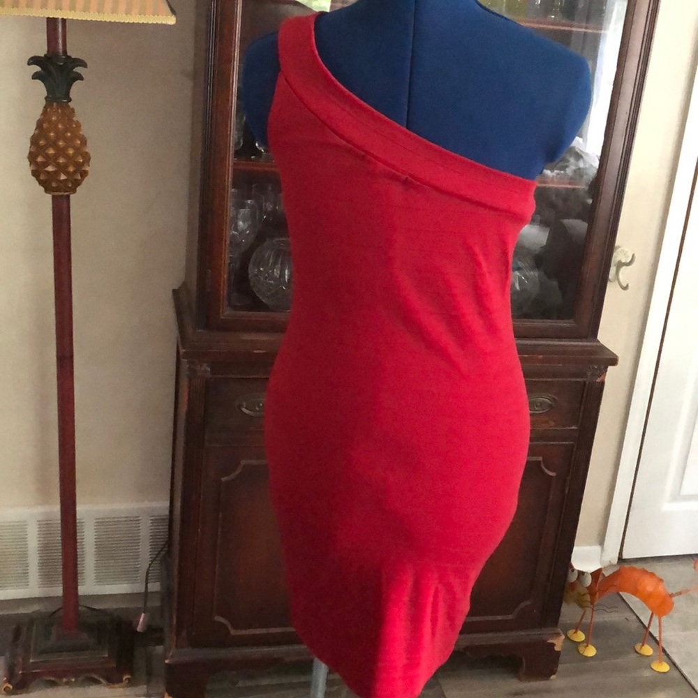 Dress - Picture 2 of 2